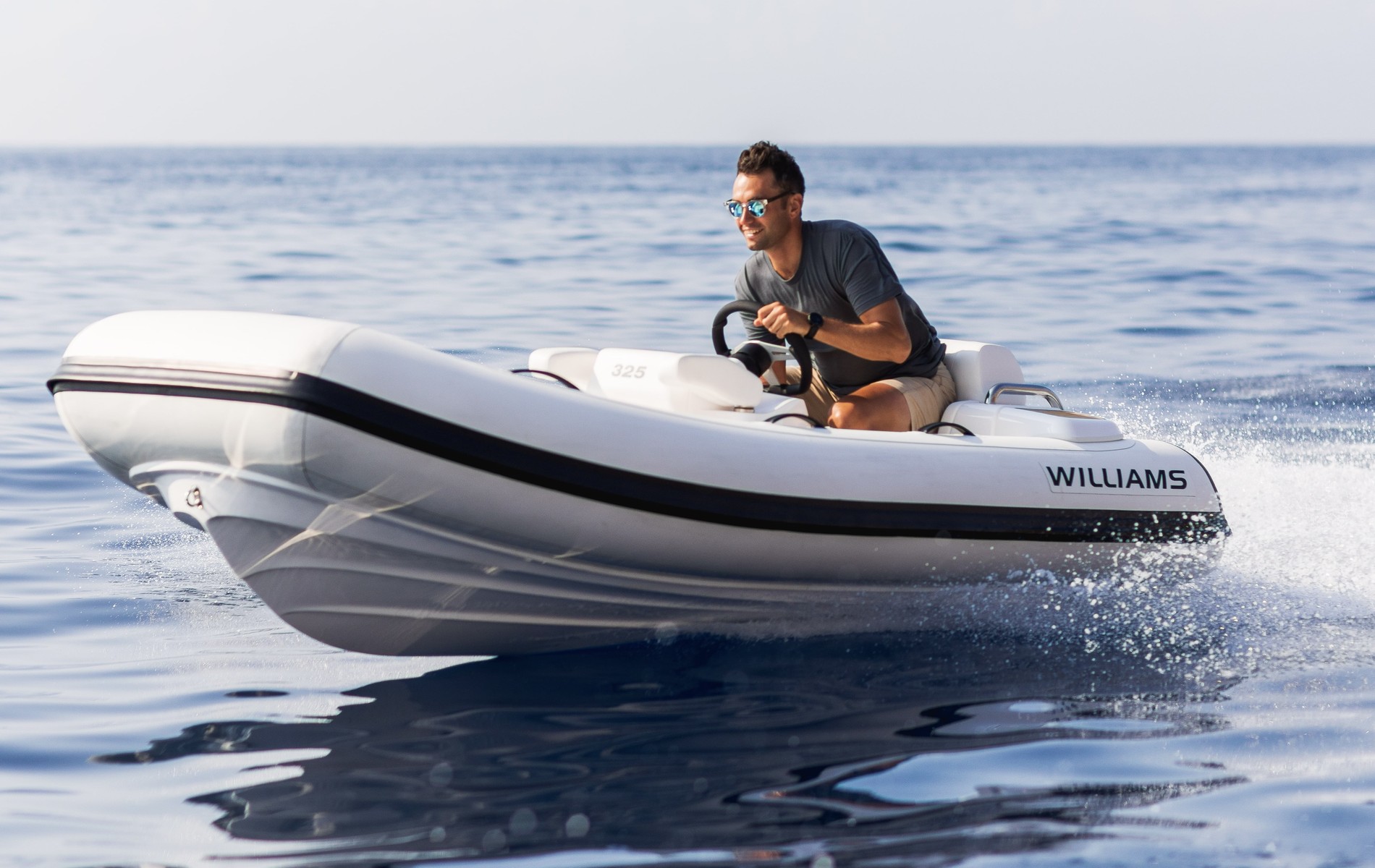 The 325 by Williams Jet Tenders